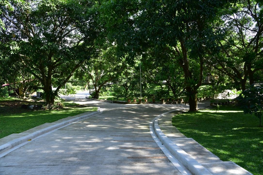 Nauvoo Farm Resort Magalang Exterior foto